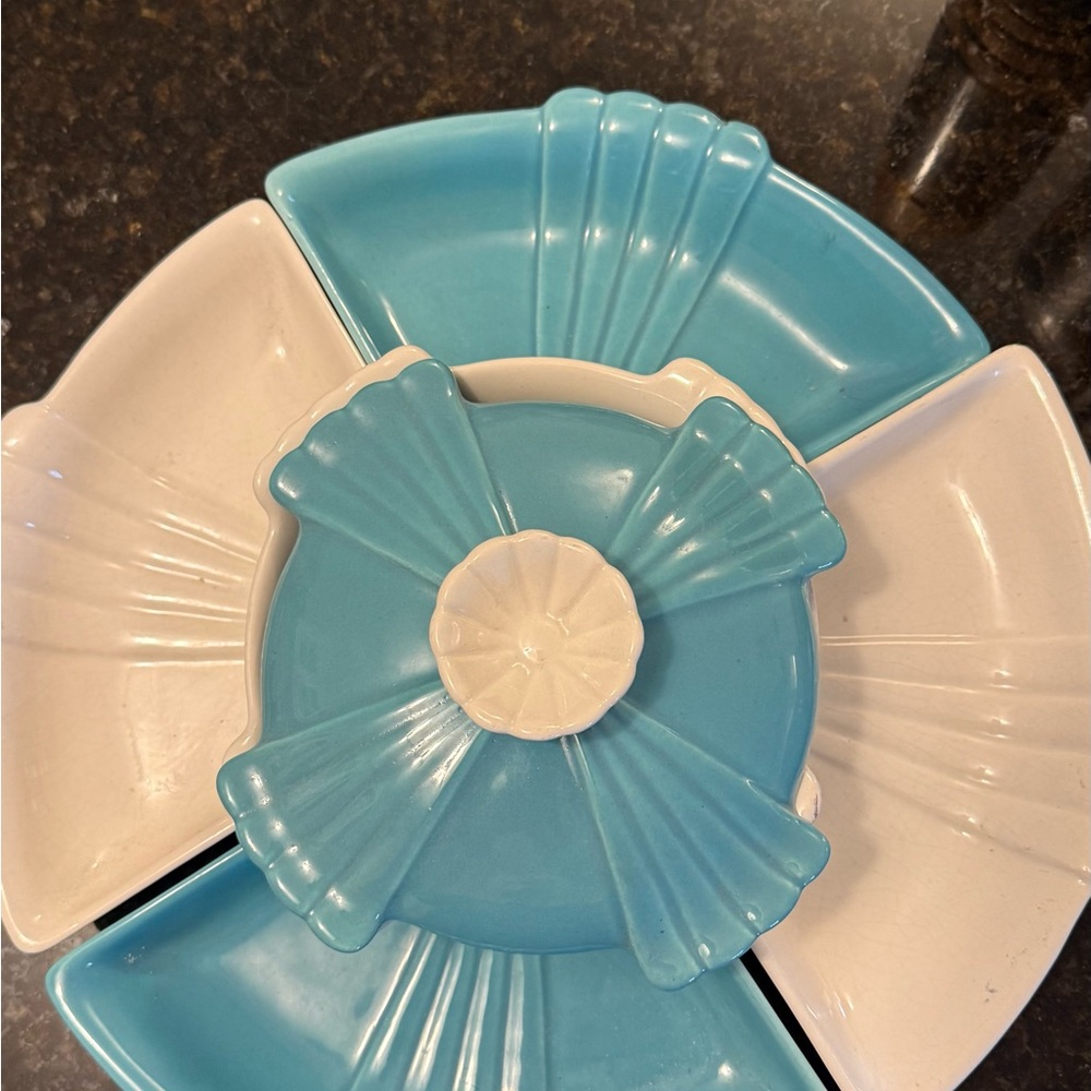Vintage California pottery chip and dip serve ware.